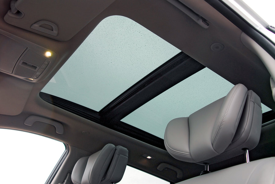 car has glass roof 
